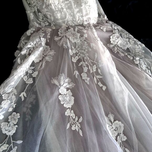 David's Bridal Women's Galina Signature Wedding Dress Size 14 Embroidered - Picture 16 of 16